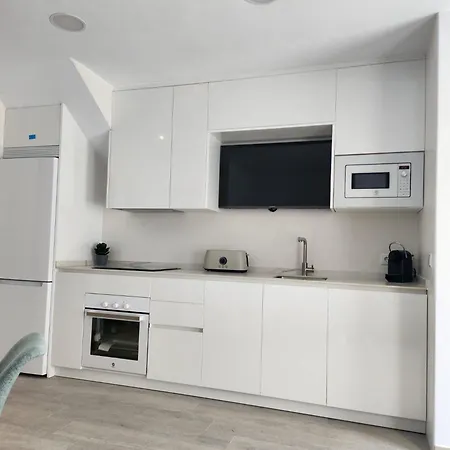Dailos Apartman *